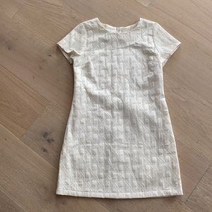 Adorable off white holiday dress!